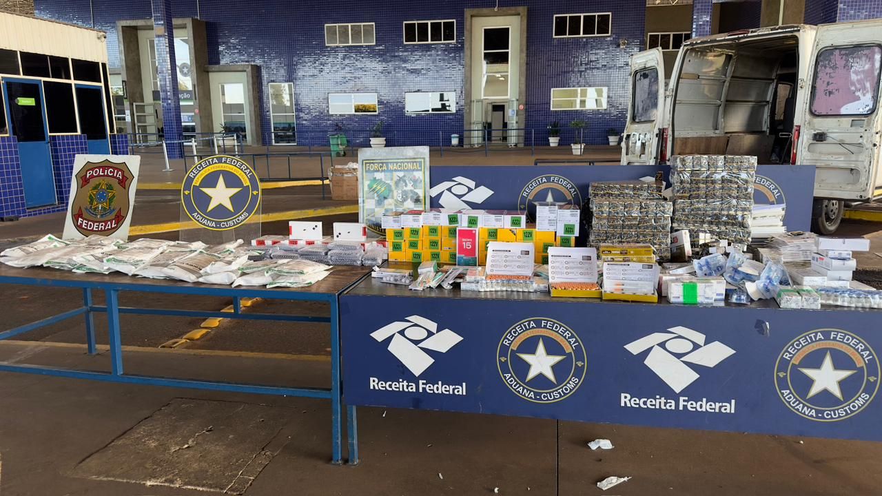 Van com fundo falso é flagrada na Ponte da Amizade com celulares e anabolizantes