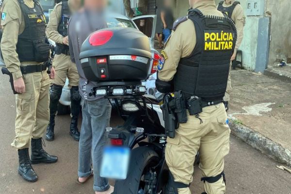 Imagem referente a notícia: GOTran realiza operação em Cascavel e prende motorista por embriaguez ao volante