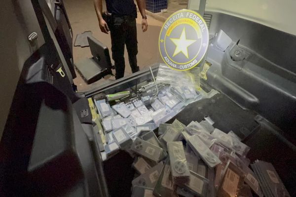 Receita Federal apreende R$460 mil em produtos contrabandeados durante operações na fronteira