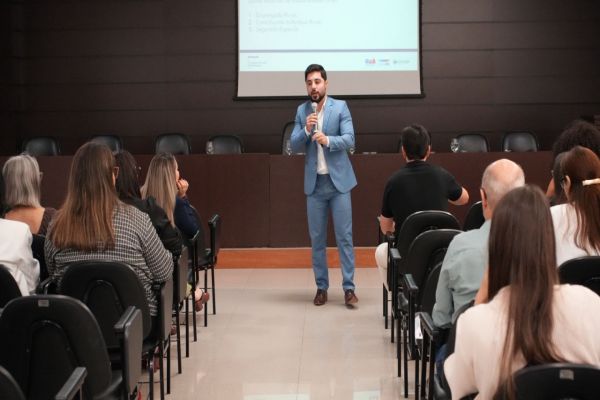 Imagem referente a notícia: “Limbo trabalhista” e novas regras previdenciárias marcam workshop da Comissão de Direito Previdenciário da OAB Cascavel