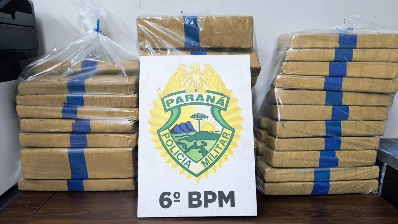 Polícia Militar apreende 50 kg de maconha em hotel no bairro Universitário, em Cascavel