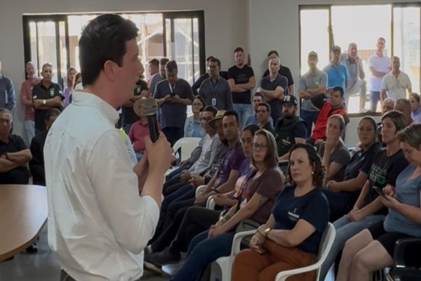 Imagem referente a notícia: Prefeitura de Cascavel está mobilizada na reconstrução de Rio Bonito do Iguaçu