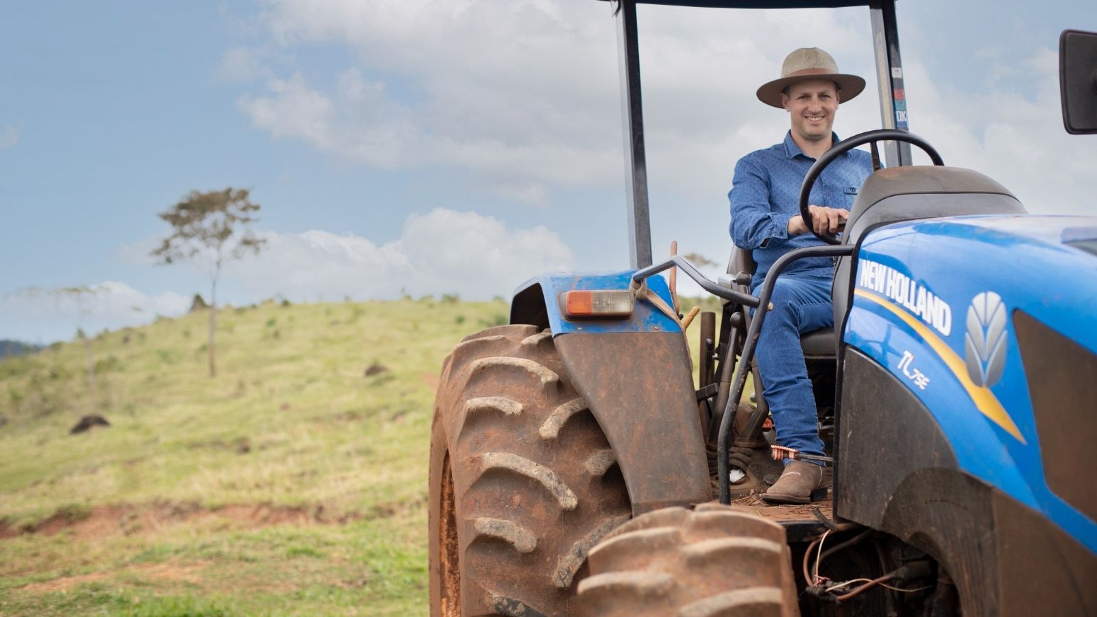Prefeitura de Cascavel realiza chamada pública para comodato de uso de quatro tratores