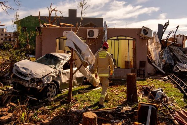 Imagem referente a notícia: Moradores de Rio Bonito do Iguaçu podem pedir saque do FGTS