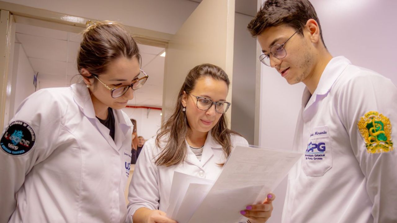 Novos projetos de lei vão modernizar a gestão dos hospitais universitários do Paraná