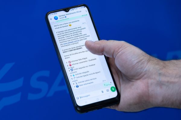 Sanepar lança renegociação de dívidas via WhatsApp