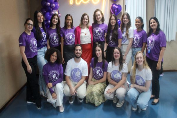 Imagem referente a notícia: Dia Mundial da Prematuridade: HUOP reforça vínculo entre equipes e famílias