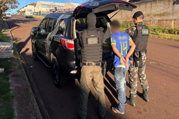 PMPR e MPPR prenderam faccionado por tráfico de drogas durante operação em Cascavel