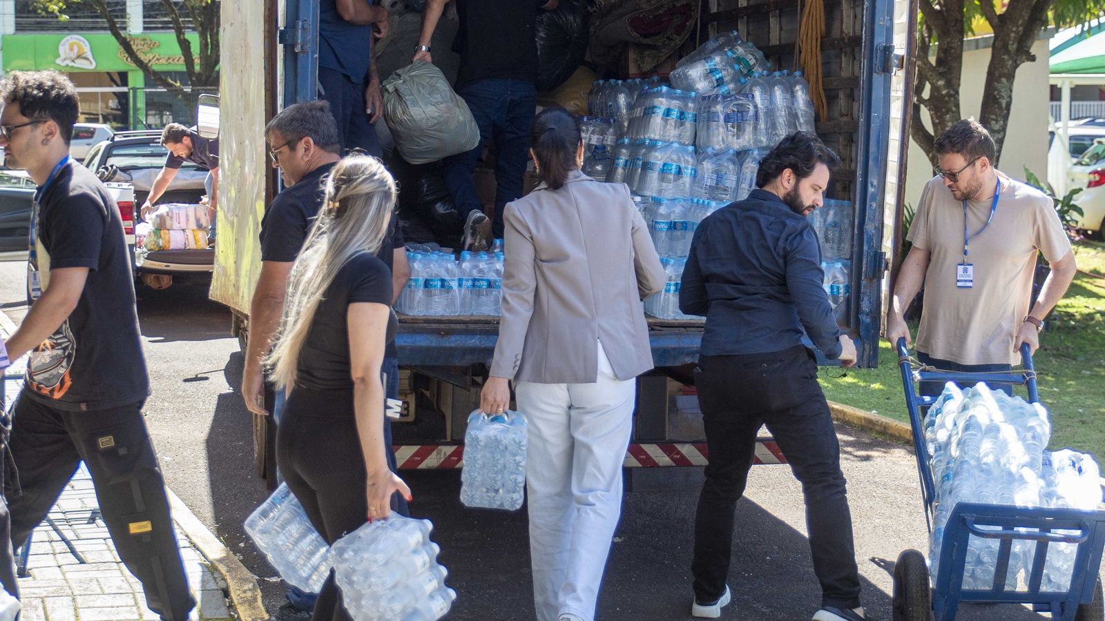 Câmara de Cascavel entrega à Defesa Civil sete toneladas de doações para Rio Bonito do Iguaçu