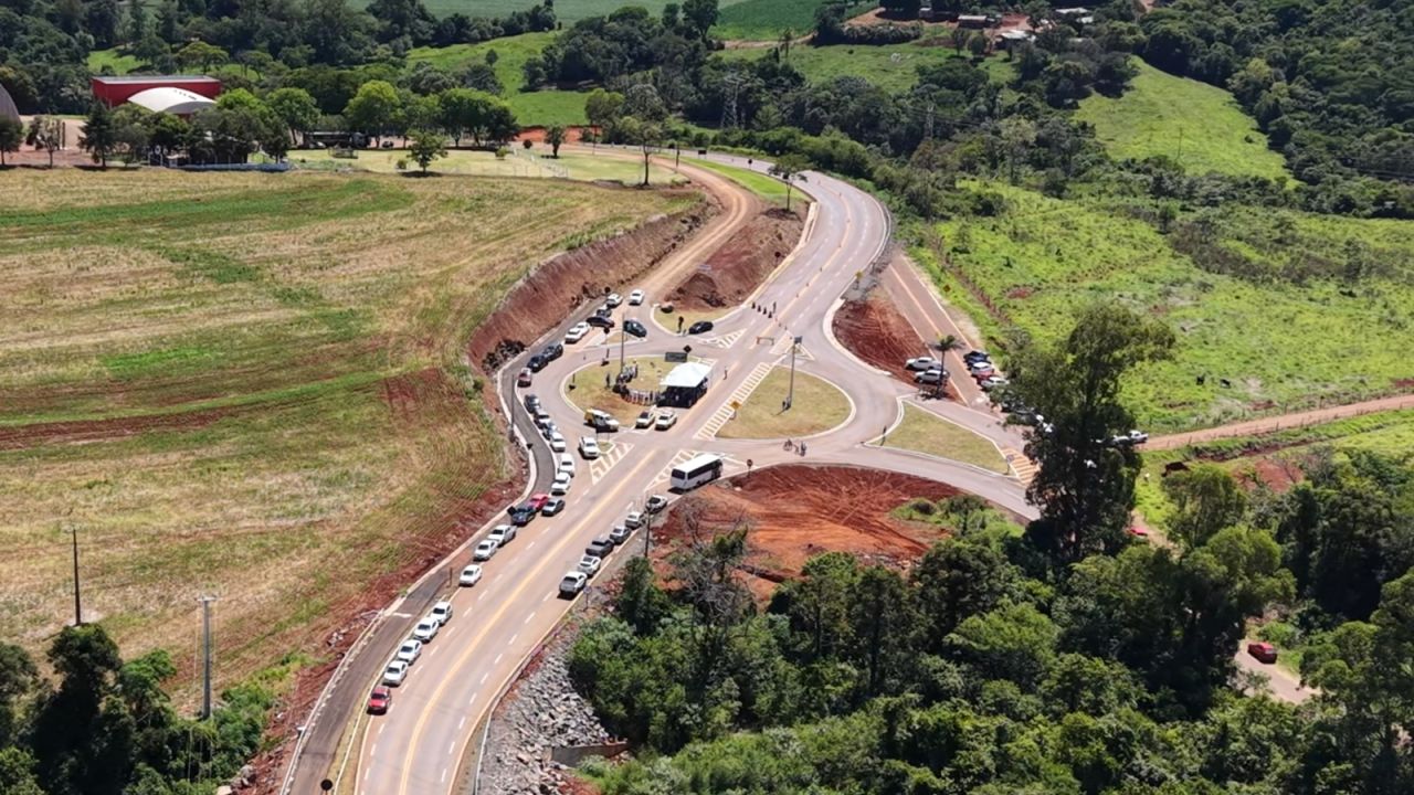 Novo acesso revoluciona a entrada de Três Barras do Paraná após 30 anos de espera