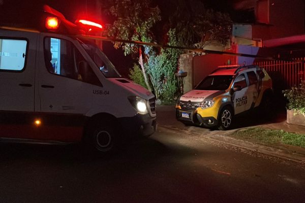 Imagem referente a notícia: Homem é executado dentro de casa enquanto dormia no Jardim Sanga Funda, em Cascavel