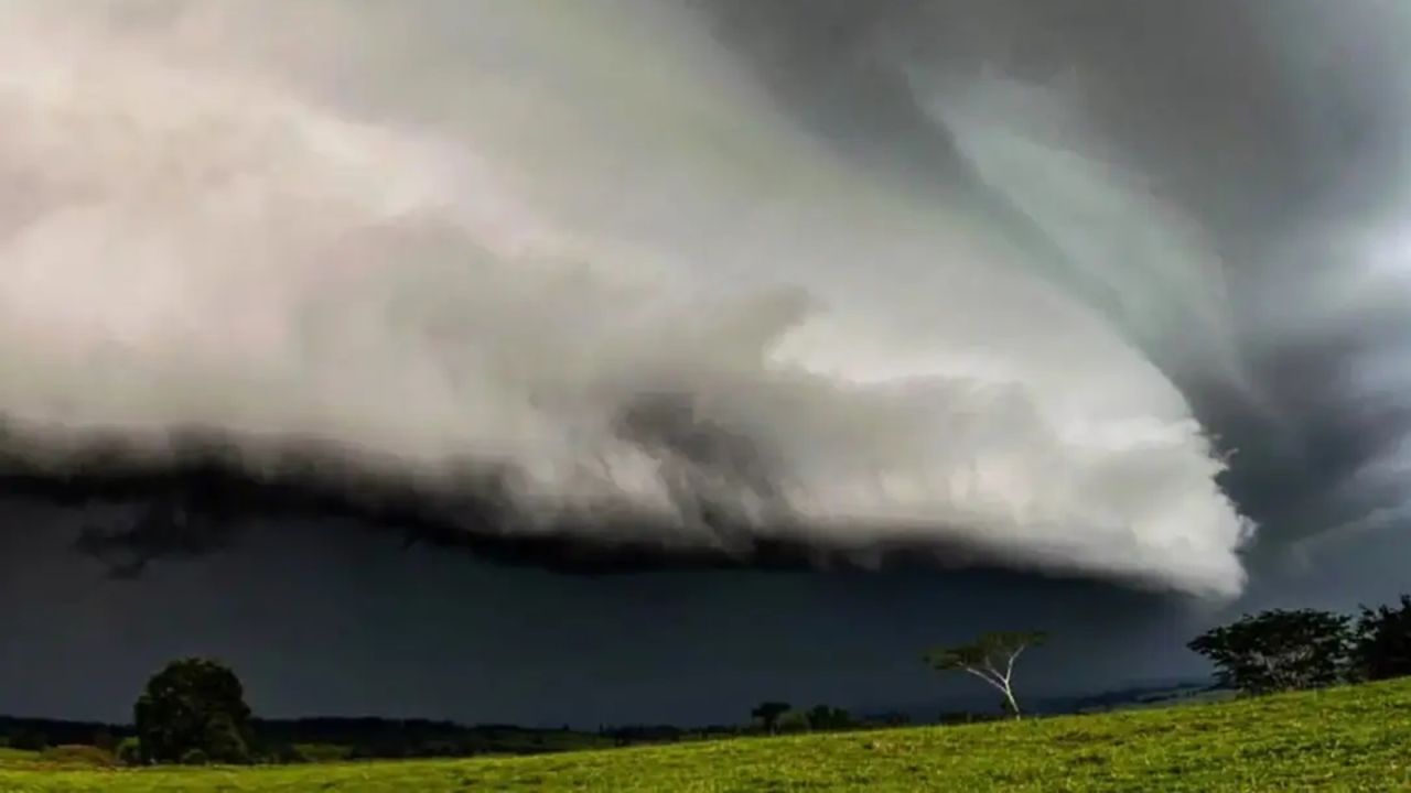 INMET emite alerta de tempestade com risco de granizo e ventos de até 100 km/h no Paraná e Sul do País