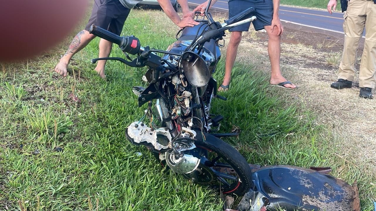 Motociclista morre após violenta colisão de trânsito na PR-317 entre Santa Helena e Subsede; Condutor é preso por embriaguez