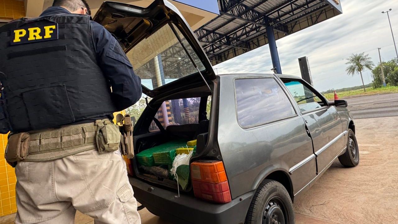 PRF apreende adolescente de 17 anos transportando 234 kg de maconha na BR-487 em Icaraíma