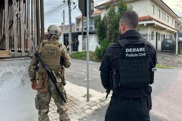 PCPR prende 13 integrantes de grupo ligado à maior apreensão de haxixe da história do Paraná