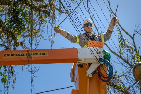 Copel reforça sistema elétrico do Litoral para a demanda de verão
