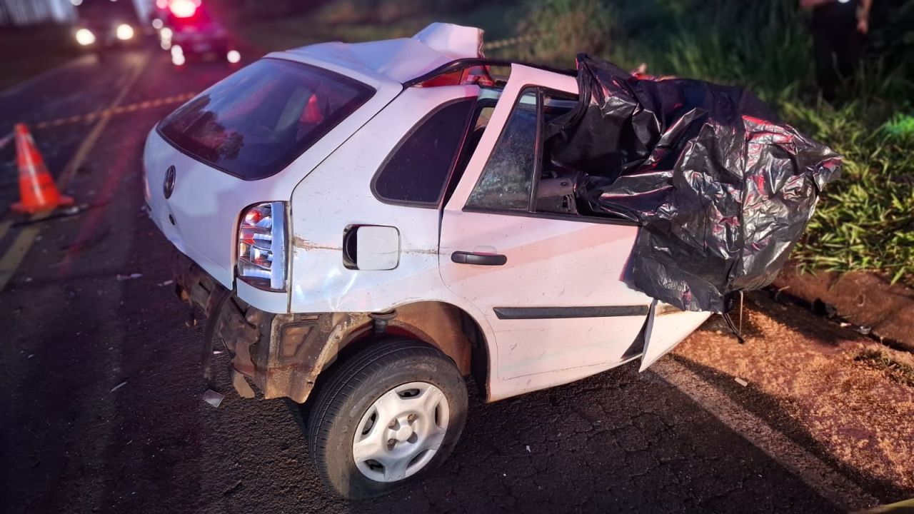 Tragédia: Seis pessoas morrem em grave colisão entre ônibus e carro na PR-490,  entre Iporã e Altônia