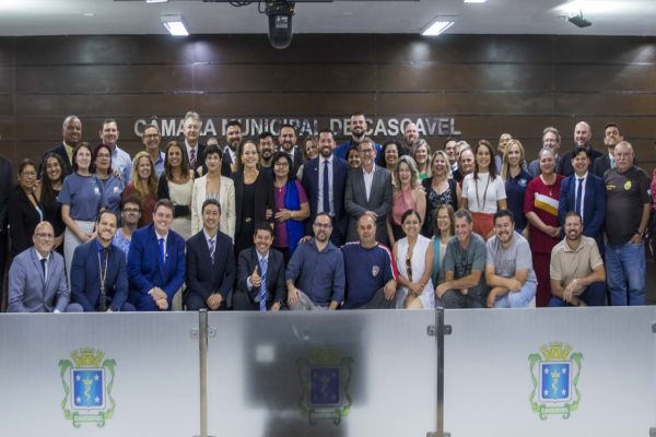 Câmara de Cascavel aprova doação de terrenos e facilita obras em 17 escolas estaduais