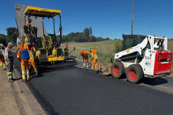 EPR Iguaçu atua na requalificação do pavimento no trecho da BR-277, entre Santa Tereza do Oeste e Matelândia