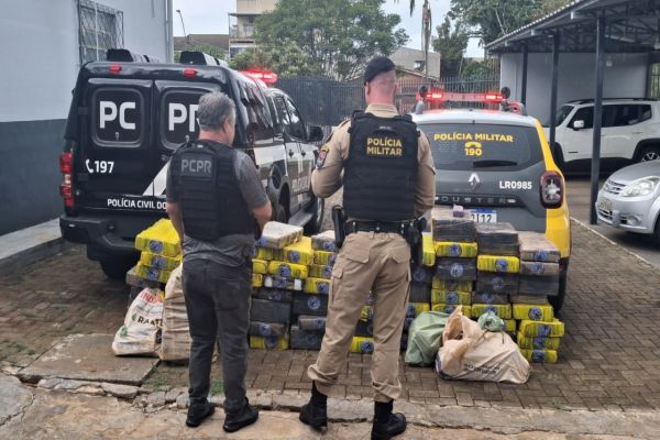 PM e Polícia Civil apreendem mais de 1,2 tonelada de maconha em sítio de Alto Alegre do Iguaçu