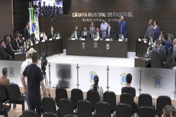 Câmara de Cascavel aprova mudança no IPTU e imposto terá aumento gradual a partir de 2026