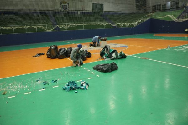 Imagem referente a notícia: Prefeitura de Cascavel inicia revitalização da parte interna do Ginásio Sérgio Mauro Festugatto