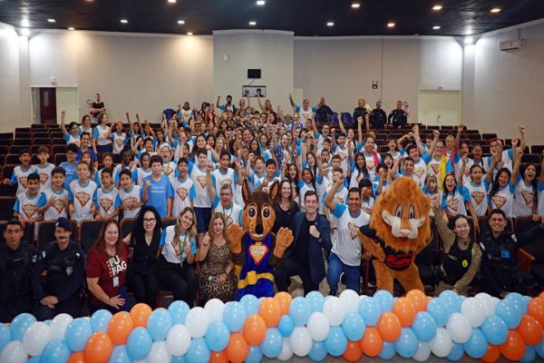 Patrulha Amiga forma nova turma e reforça missão de prevenção e cidadania com alunos da Rede Municipal