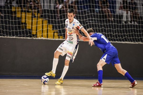 Rafael Dallastra é eleito melhor pivô do Paranaense Sub-17
