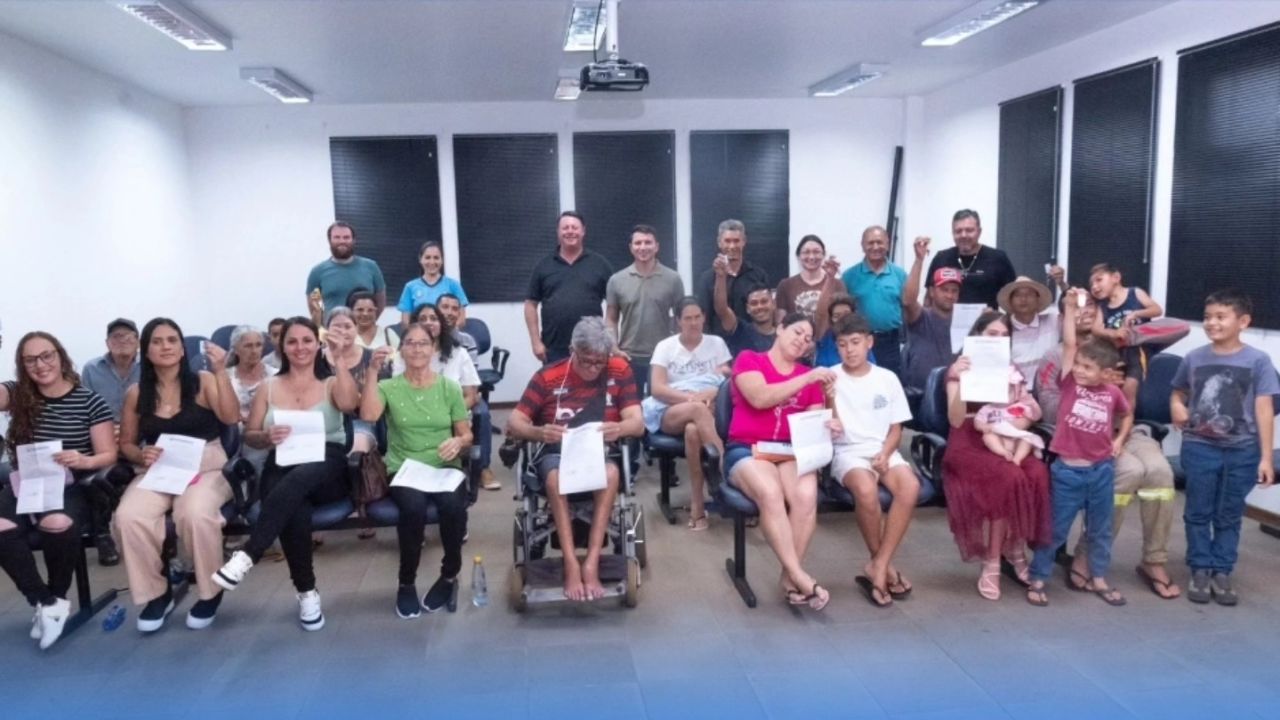 Catanduvas entrega 14 casas e avança na política de habitação social