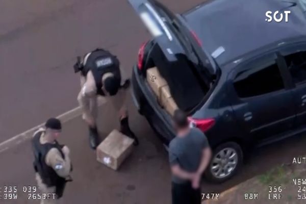 Imagem referente a notícia: Operação Protetor: helicóptero auxilia na apreensão de perfumes irregulares em Cascavel