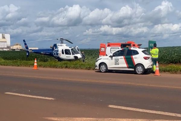 Imagem referente a notícia: Atropelamento na BR-369 deixa mulher em estado grave e mobiliza resgate aeromédico