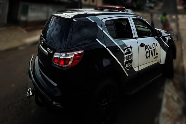 Imagem referente a notícia: Polícia Civil prende suspeito de homicídio ocorrido no Jardim Guarujá, em Cascavel