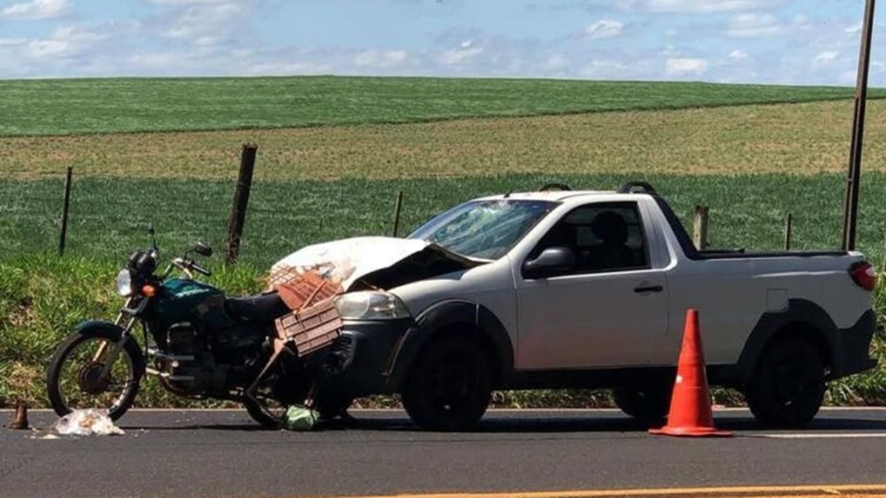 Motociclista morre após colisão com carro na BR-369, em Andirá