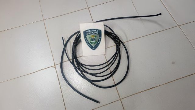 Homem é detido após furto de fios em poste no bairro Santo Inácio, em Cascavel