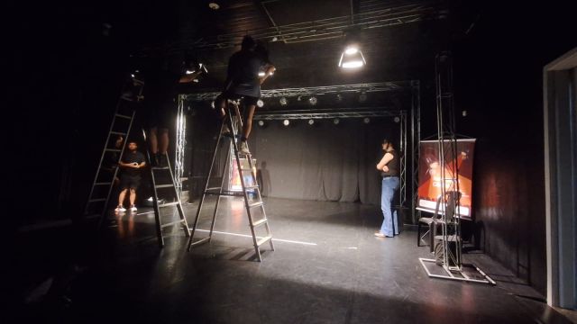 Cascavel recebe oficinas gratuitas de Iluminação Cênica