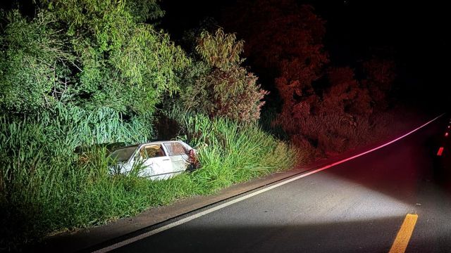 Imagem referente a notícia: Colisão traseira deixa duas pessoas feridas na PR-585 em Toledo