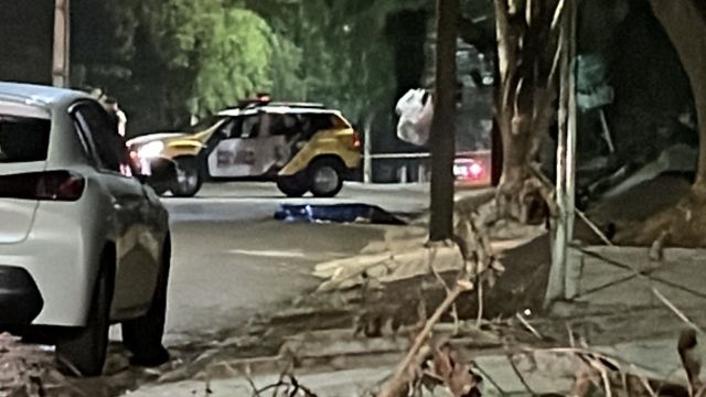 Imagem referente a notícia: Suspeito de homicídio no Jardim Clarito  é preso pela Polícia Militar em Cascavel