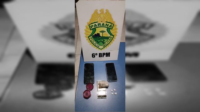 Casal é abordado pela PM e drogas são apreendidas durante patrulhamento em Três Barras do Paraná