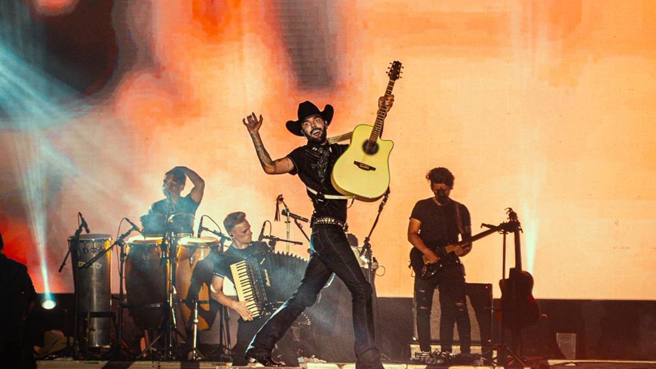 Luan Pereira e CountryBeat registram 2º maior público da história em Pontal do Paraná