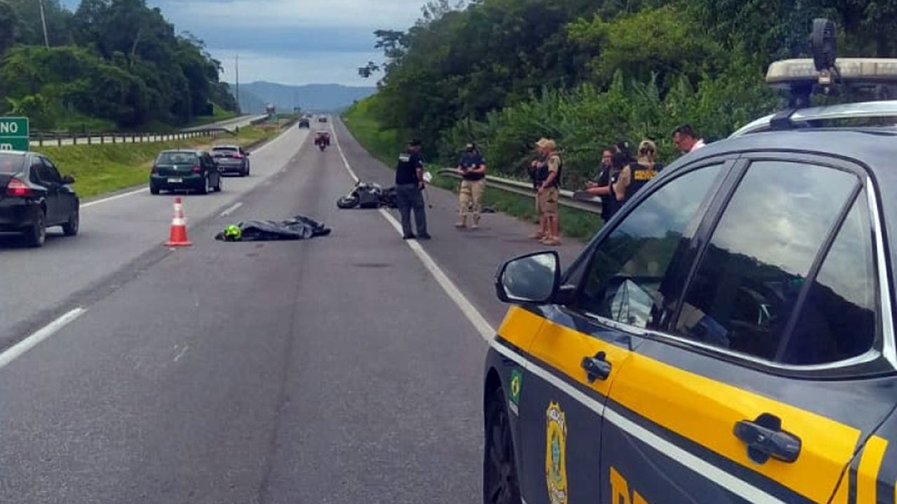 Policial Militar de 41 anos morre após queda de moto na BR-277, em Morretes