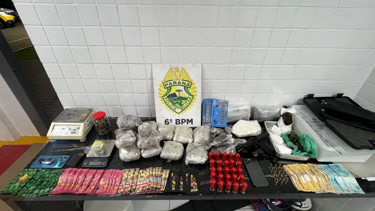 Ação integrada da PM apreende arma, drogas e munições no Cascavel Velho