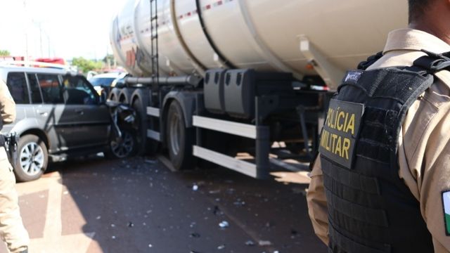 Imagem referente a notícia: Fuga termina em batida e leva à recuperação de veículo furtado há um ano no noroeste do Paraná