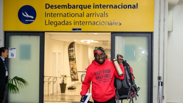 Imagem referente a notícia: Itaipu presta apoio a haitianos recém-chegados no Brasil