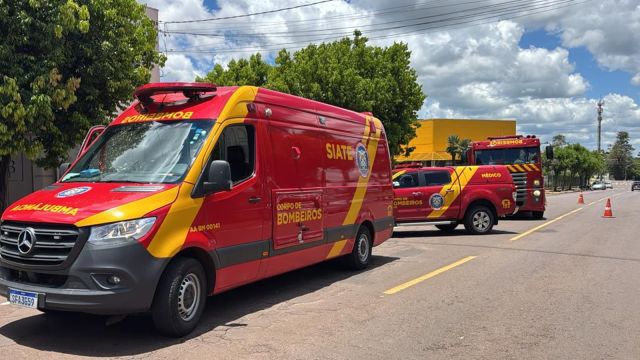 Imagem referente a notícia: Idoso fica gravemente ferido após ser atropelado por moto no Bairro São Cristóvão, em Cascavel