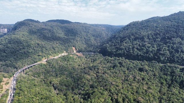 Imagem referente a notícia: EPR Iguaçu inicia obras de contenção em taludes na Serra da Esperança
