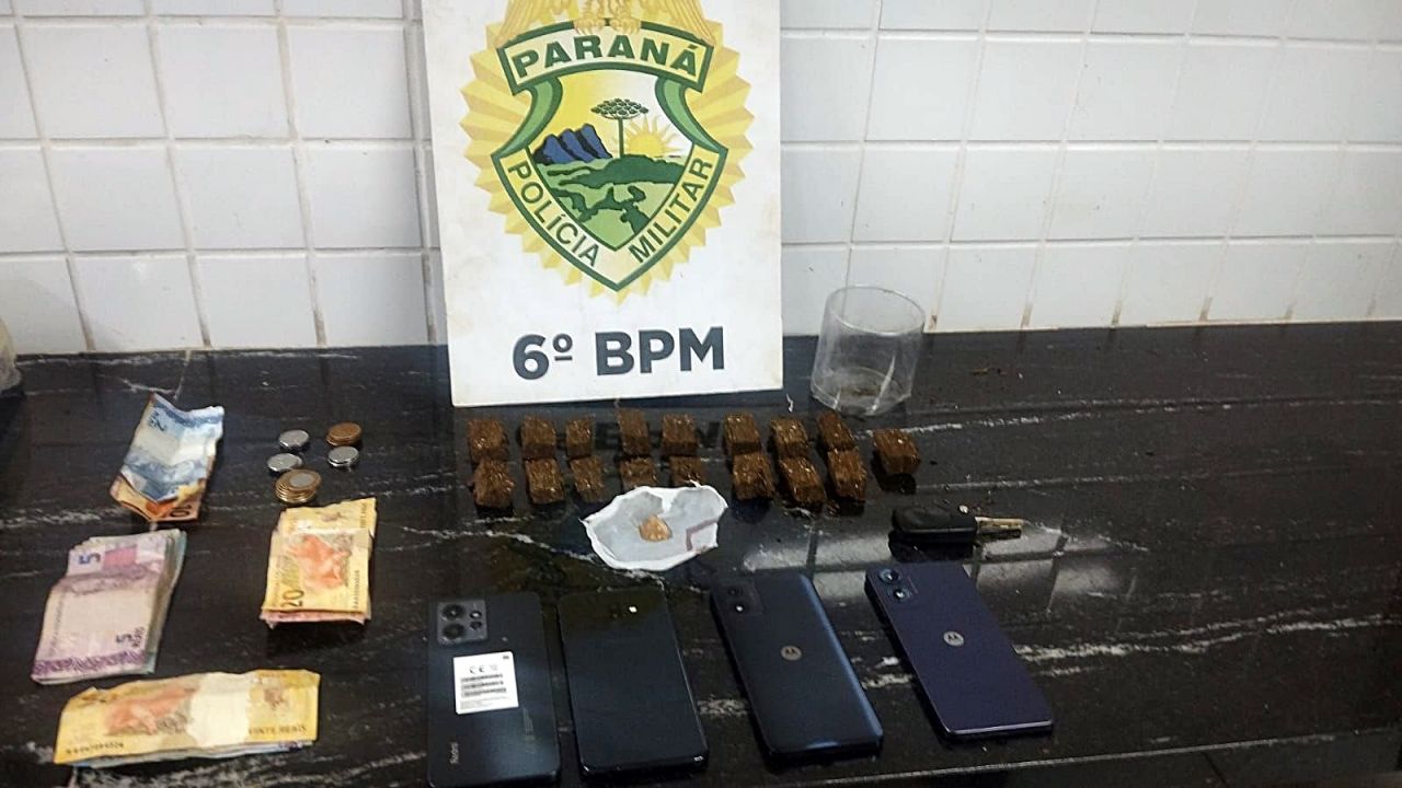 Ação do Choque intercepta veículo e apreende drogas e dinheiro na região da Praça da Bíblia