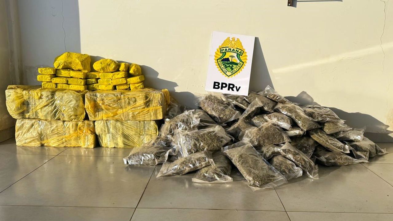 Operação do BPRv intercepta carro na PR-323 e apreende quase 100 kg de drogas em Iporã