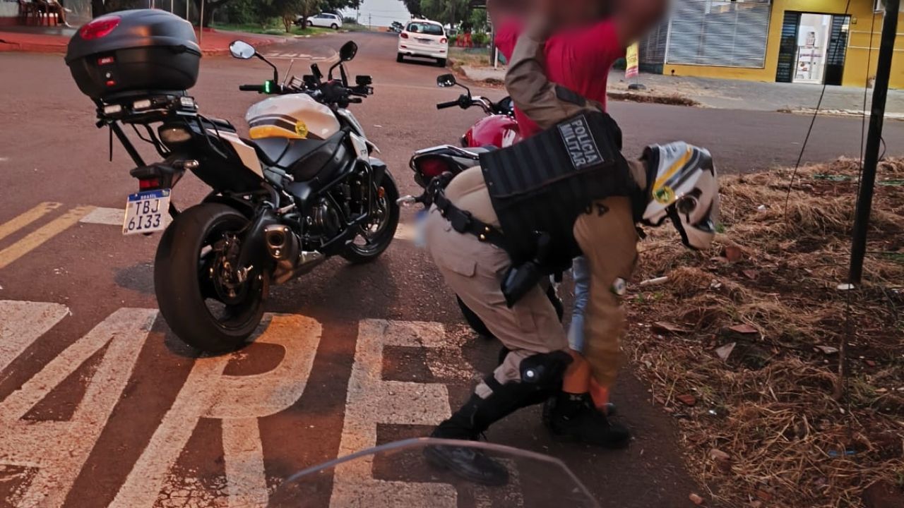 Operação de trânsito intensifica fiscalização e recolhe motocicletas em Cascavel