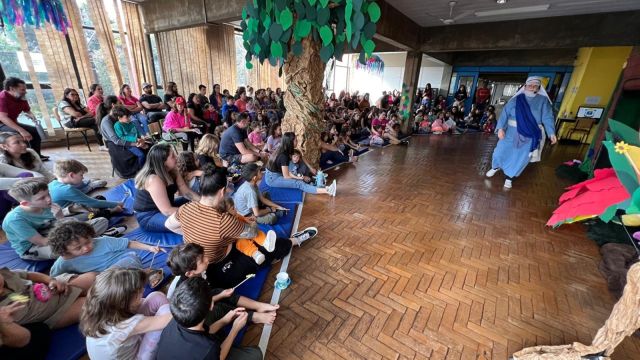 Imagem referente a notícia: CULTURA | Biblioteca Pública dá o start à programação de férias com contação de histórias nesta quarta-feira (21)