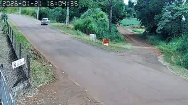 Imagem referente a notícia: Câmeras registram momento de acidente fatal na Estrada Alto São Salvador